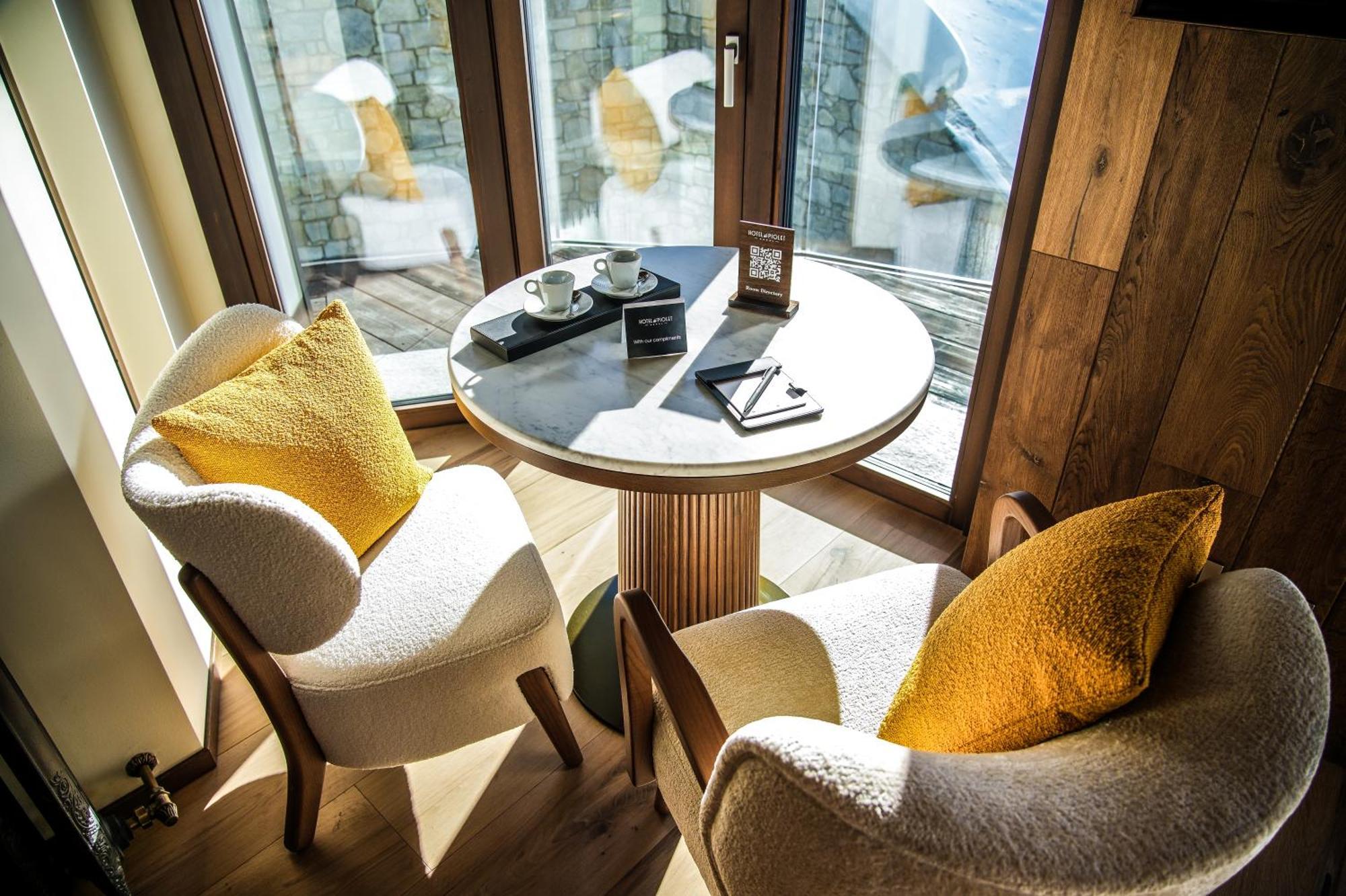 Hotel Al Piolet Breuil-Cervinia Exterior photo